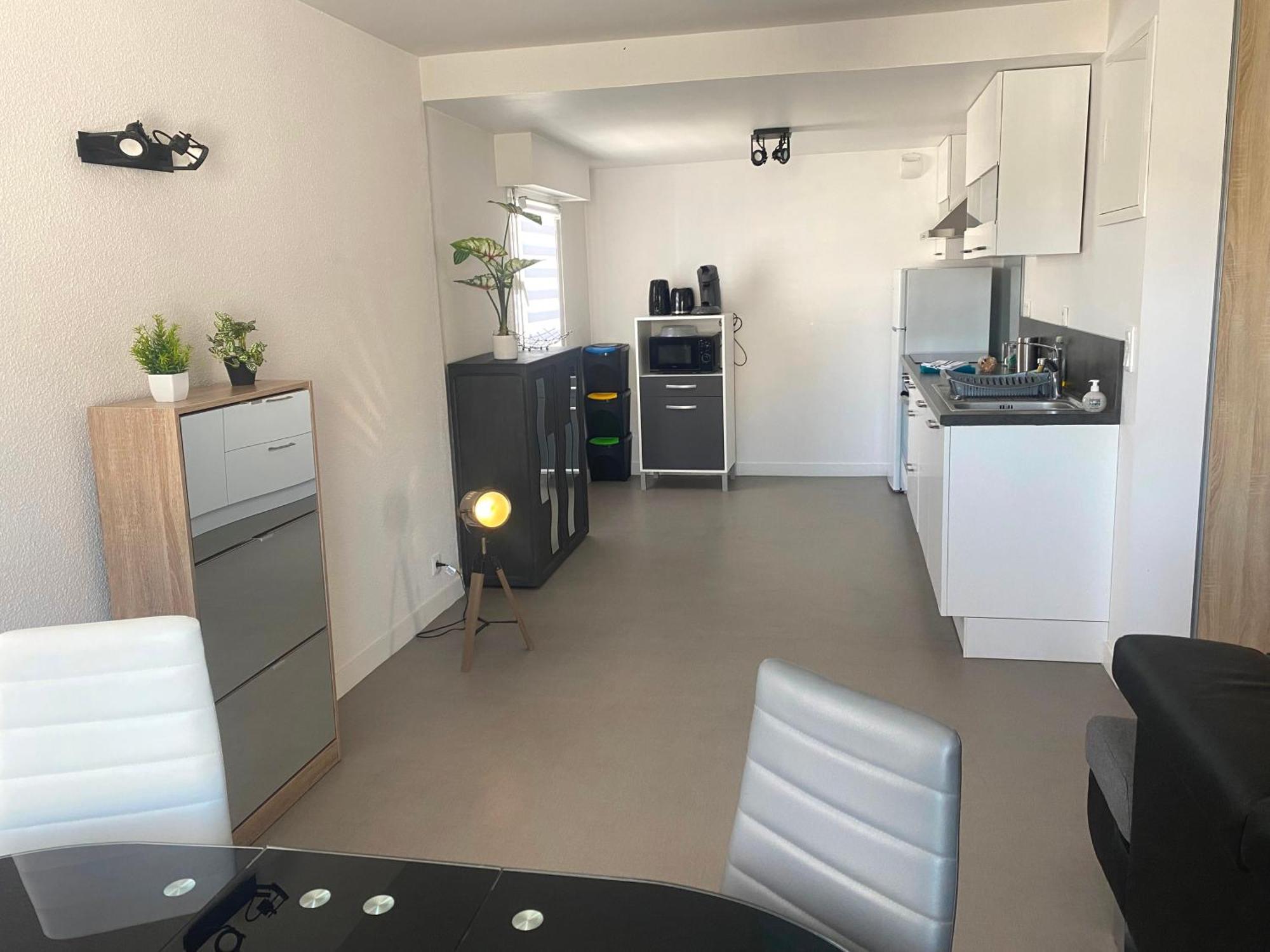 T2 Centre-Ville, Calme, 1 Chambre, 1 A 5 Pers, Climatisation, Parking Libre Et Gratuit Lorient Extérieur photo